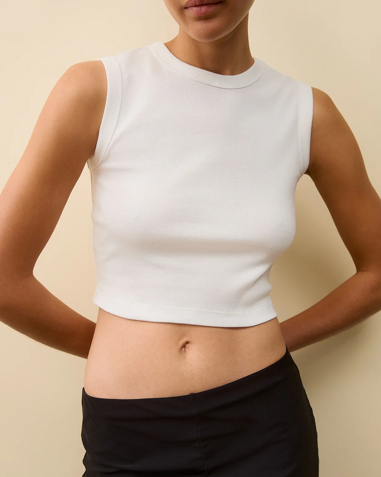 ESMÉ CROP | White - Image 4
