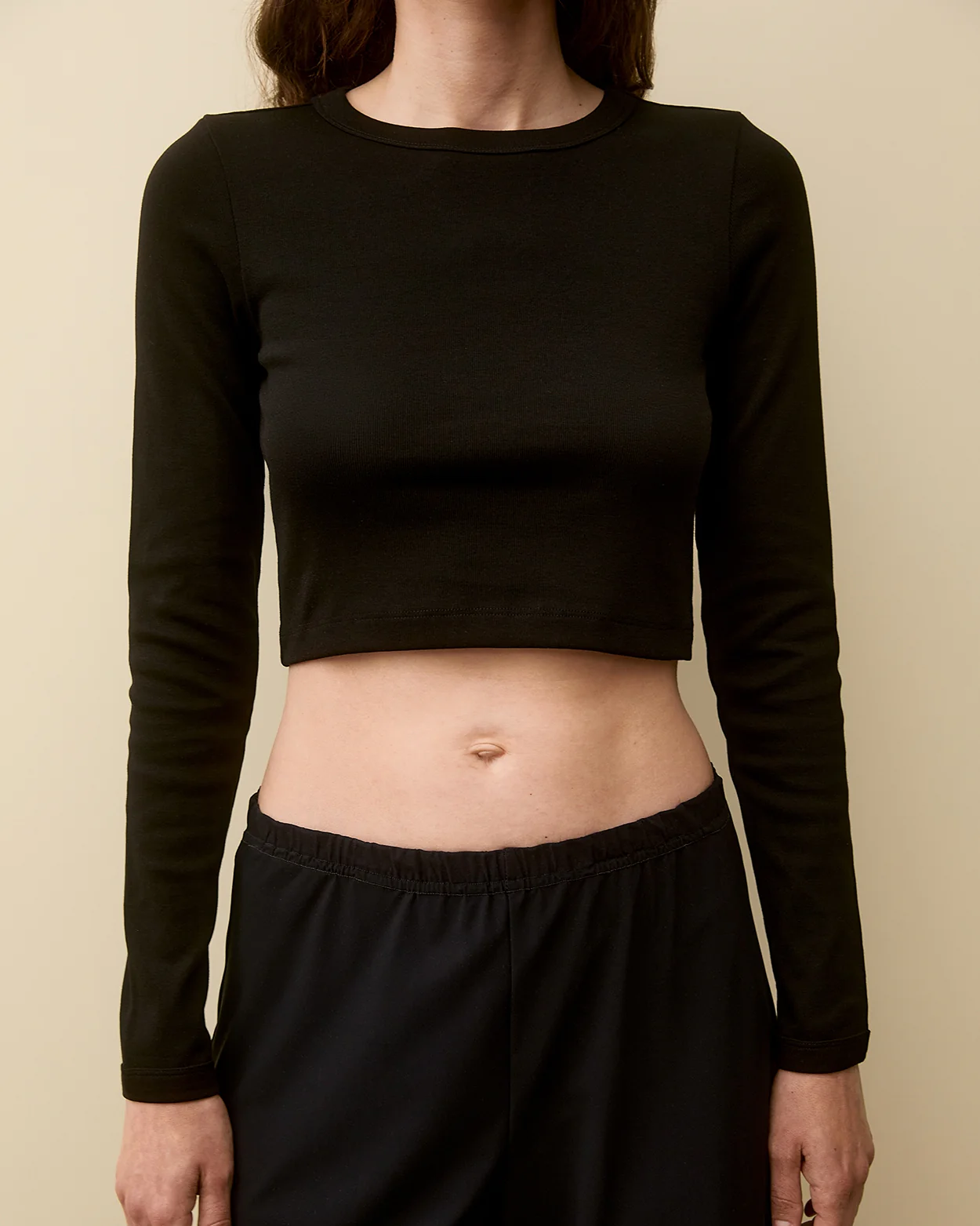 MAX CROP | Black - Image 4